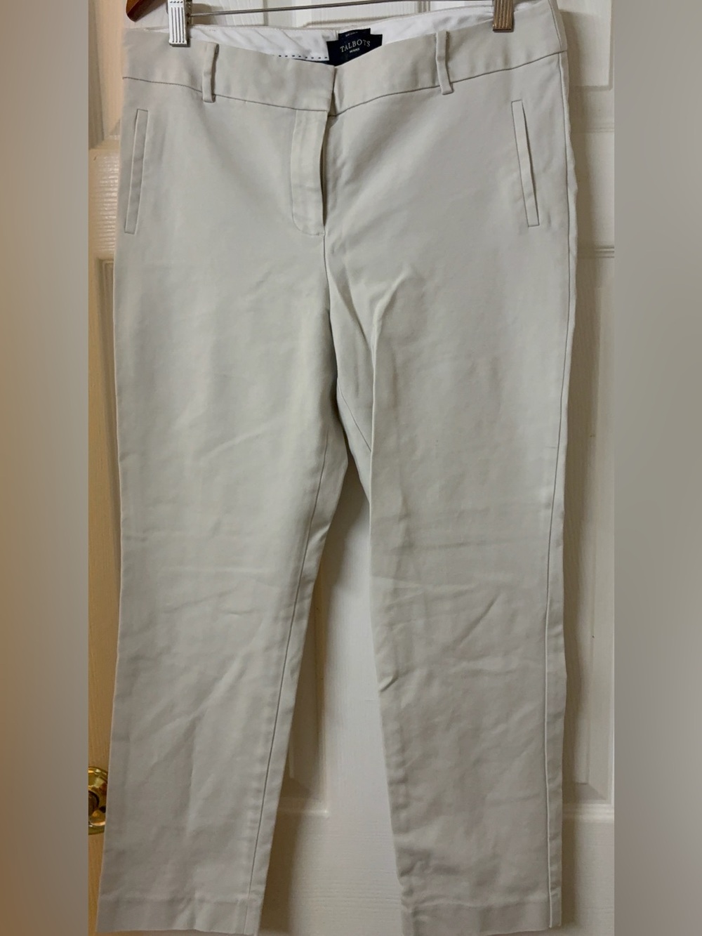 Talbots women’s petite Cream Stretch Chino Pants - Tailored Straight Fit sz 10p
